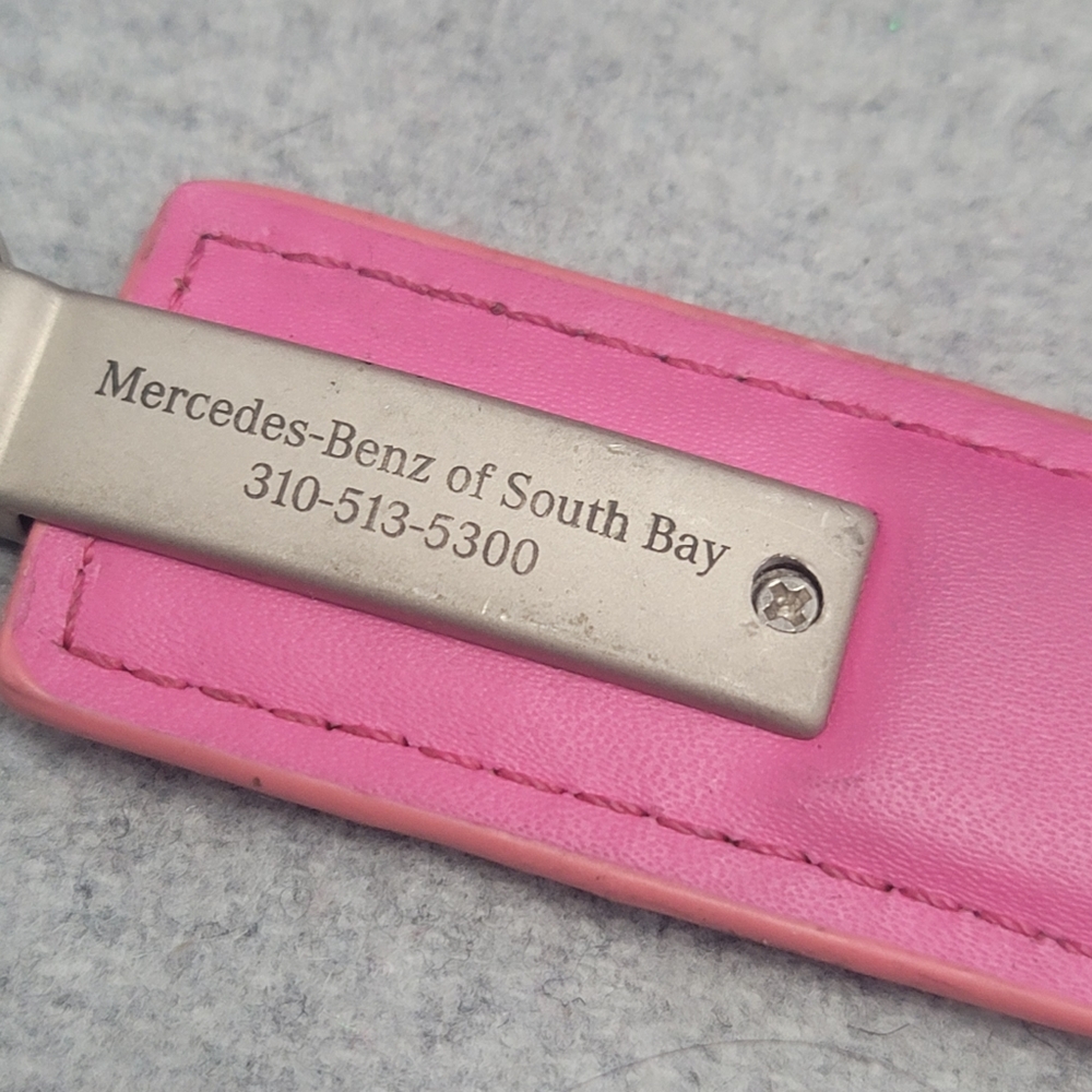 Mercedes Benz Pink leather car key ring chain holder - Picture 2 of 6